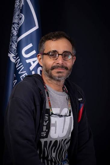 Dr. Edgardo Ugalde Saldaña